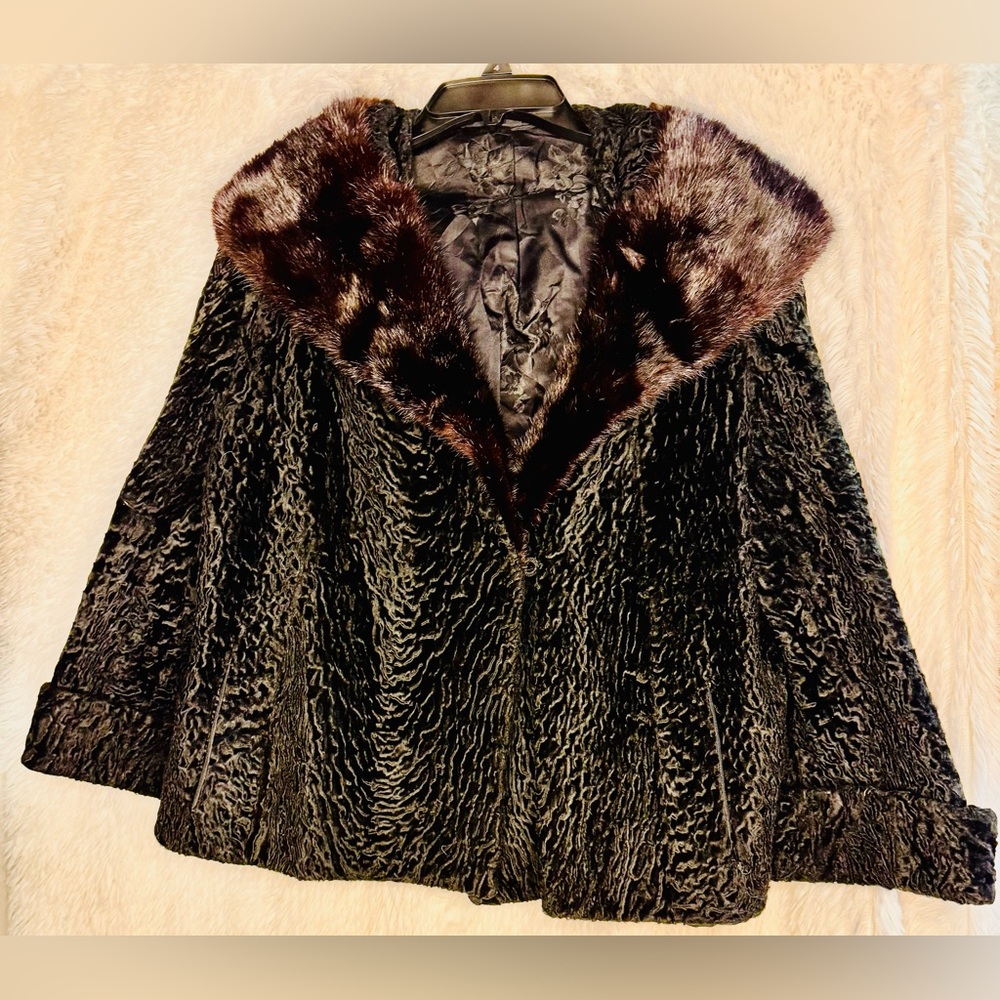 True Vintage 1950s Persian Lamb Fur Jacket with Mink Collar Mid-Century Glamour - Picture 2 of 5